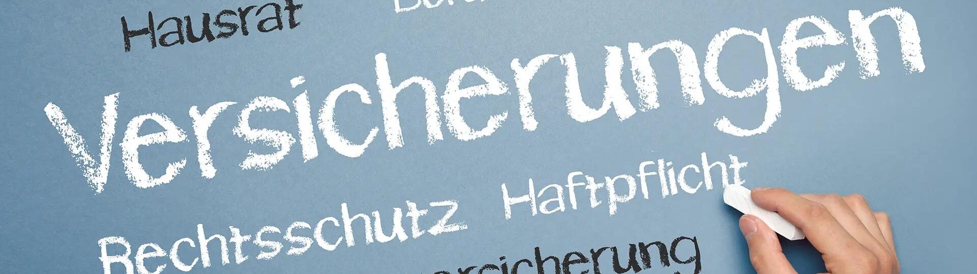 02-versicherung_tafel_kreide_0324-1920